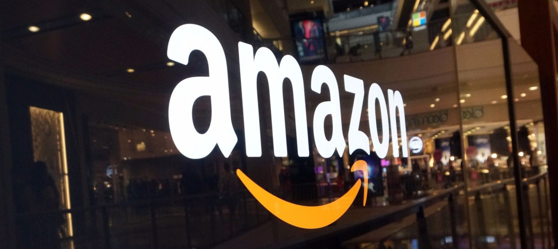 Il Cyber Monday fa decollare Amazon