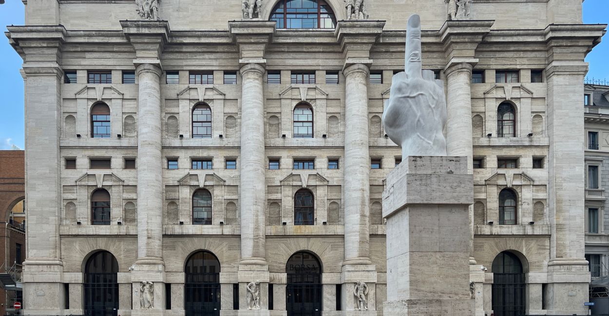 piazza affari palazzo mezzanotte